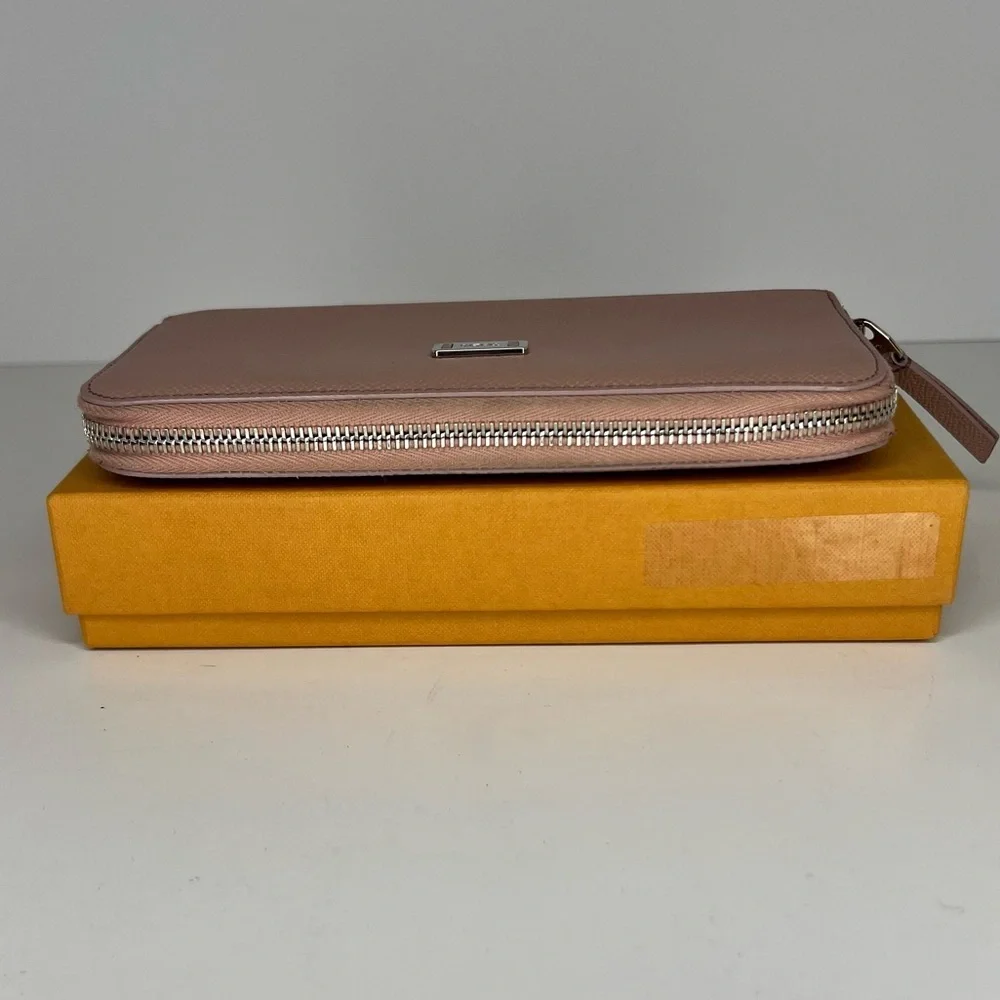 TOD'S Pink Saffiano‎ Leather Zip-Around Long Continental Luxury Wallet